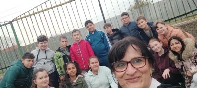 Пролетно засаждане на дръвчета с ученици от 4 клас  - ОУ Отец Паисий - Дянково